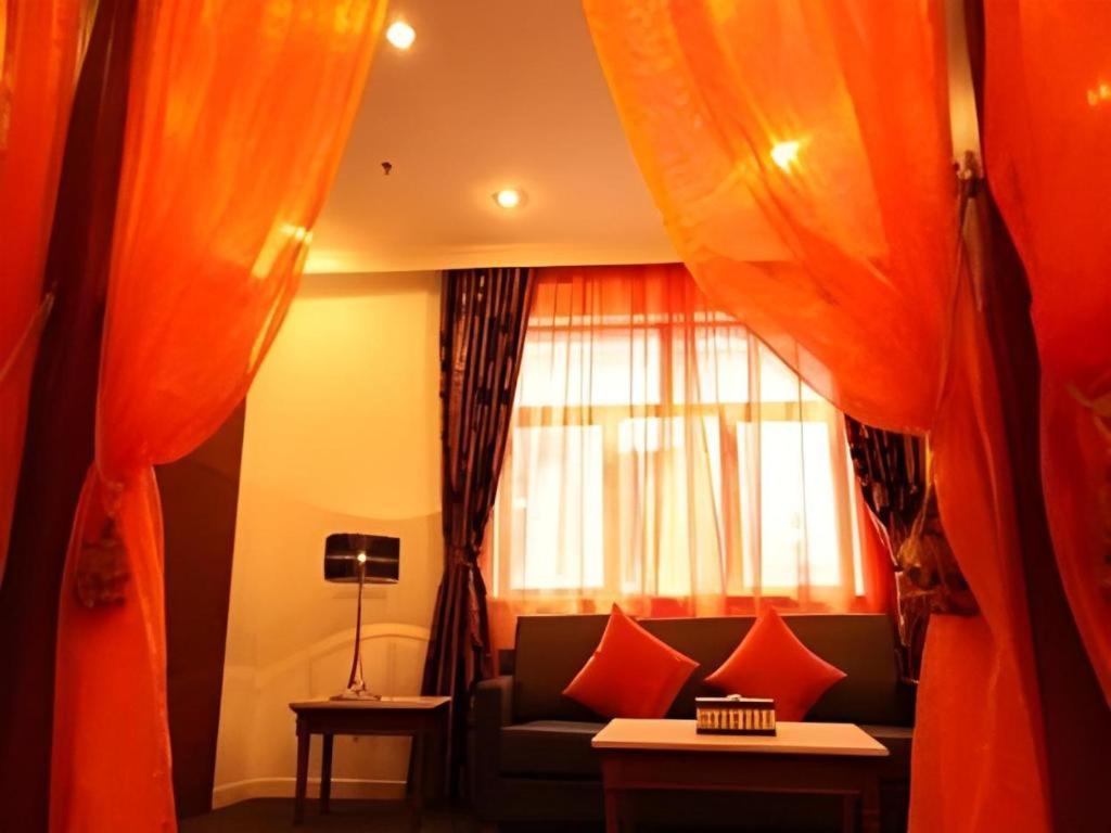 Elegance Bund Hotel Shanghai Bagian luar foto