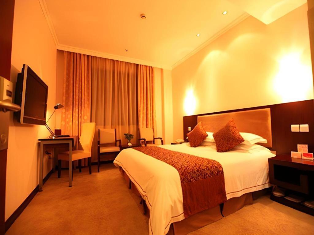 Elegance Bund Hotel Shanghai Bagian luar foto