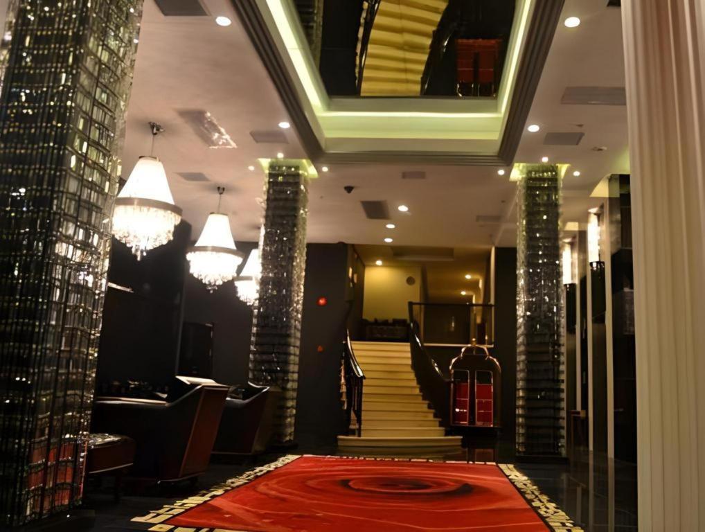 Elegance Bund Hotel Shanghai Bagian luar foto