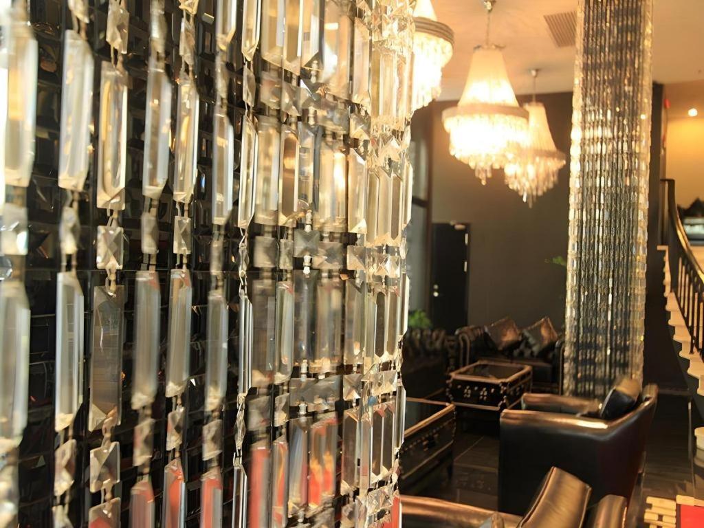 Elegance Bund Hotel Shanghai Bagian luar foto